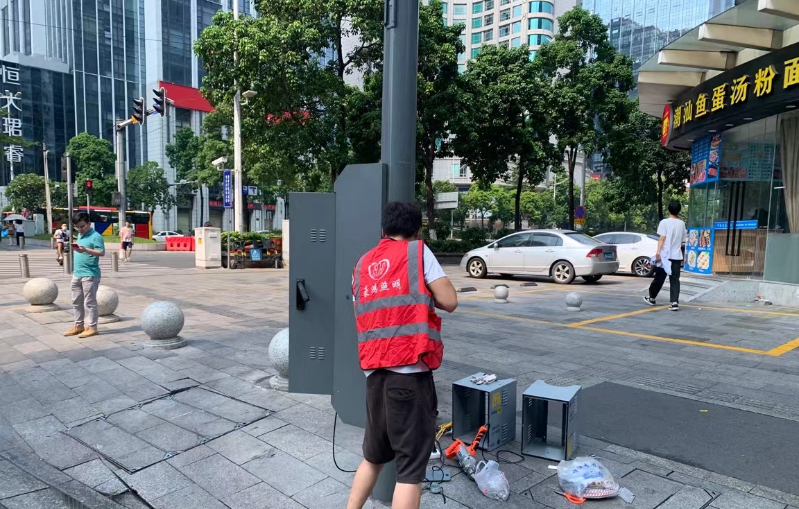 广州广电智慧充电舱项目实景